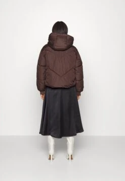 Vero Moda Petite Vmbeverly Jacket - Winter Jacket - Coffee Bean -Vero Moda debb506ef55a46e896502771cc80df8d