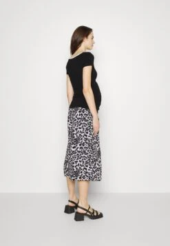 Vmmeasy Skirt - Maxi Skirt -Vero Moda e09bcc181ece4de9ae7f2f1490e4d3b9