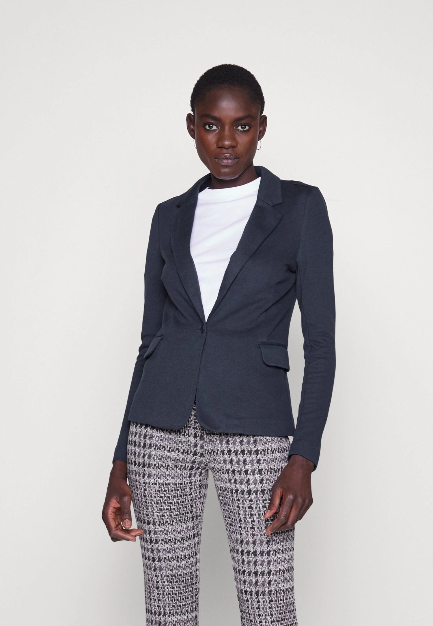 Vero Moda Tall Vmjulia - Blazer - Total Eclipse 3 Vero Moda Tall Vmjulia - Blazer - Total Eclipse