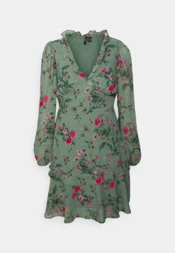 Vero Moda Petite Vmrosa V Neck Short Dress- Day Dress - Laurel Wreath -Vero Moda e630d3130e024bb0b858a152a79f5959