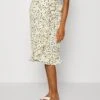 Vmmolea Skirt - Wrap Skirt 2 Vmmolea Skirt - Wrap Skirt -Vero Moda e92d52113bc54471a8dc501c9d8ae6e3