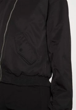 Vero Moda Tall Vmalice Short - Bomber Jacket -Vero Moda ef0ba486a1ee4b179f0bbb303af47584