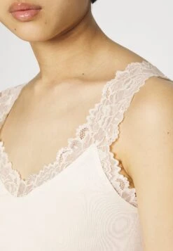 Vero Moda Petite Vmrosa - Top -Vero Moda f009a40e9ad54551abf63c356eaa7c40