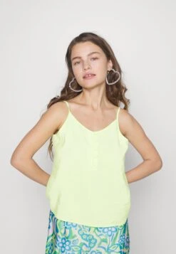 Vero Moda Petite Vmqueeny Singlet V Neck- Top - Sharp Green 11 Vero Moda Petite Vmqueeny Singlet V Neck- Top - Sharp Green -Vero Moda f172217ac2424b979133b83cfd8fd5fd