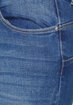 Vero Moda Tall Vmsela - Relaxed Fit Jeans - Medium Blue -Vero Moda f35b48f437dc47b79efc043fa5933bdc