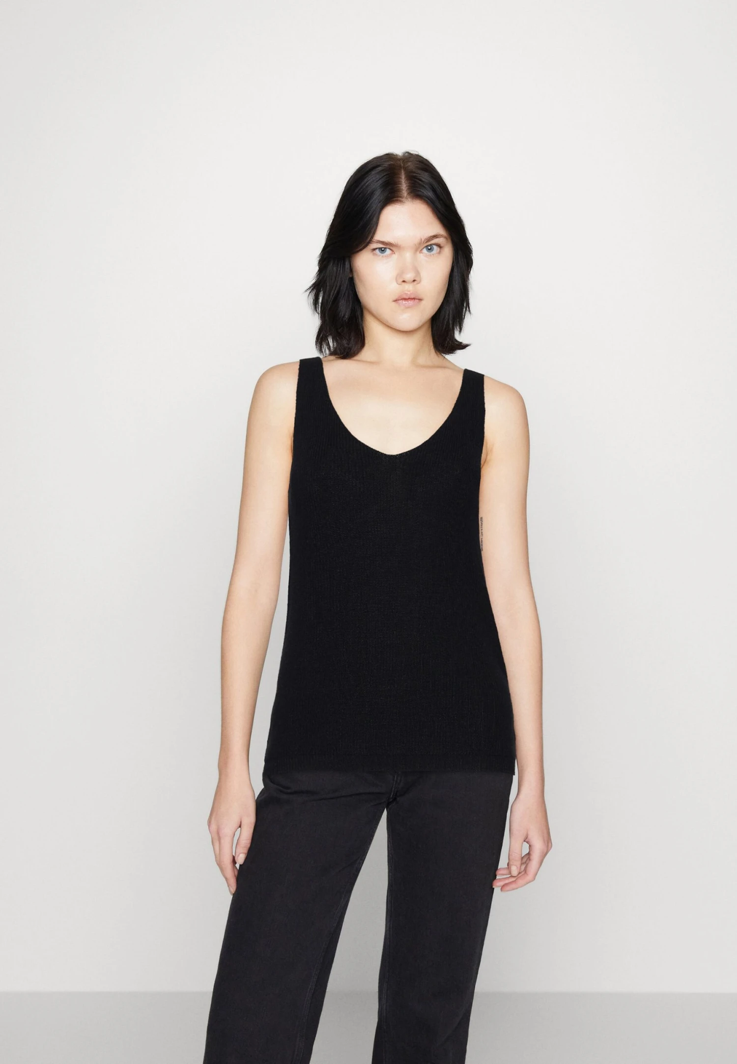 Vero Moda Vmnewlex Sun Sl Ga Noos - Top - Black 3 Vero Moda Vmnewlex Sun Sl Ga Noos - Top - Black