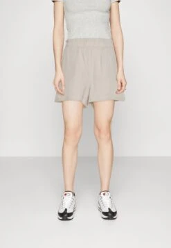 Vero Moda Vmnatali - Shorts - Silver Lining